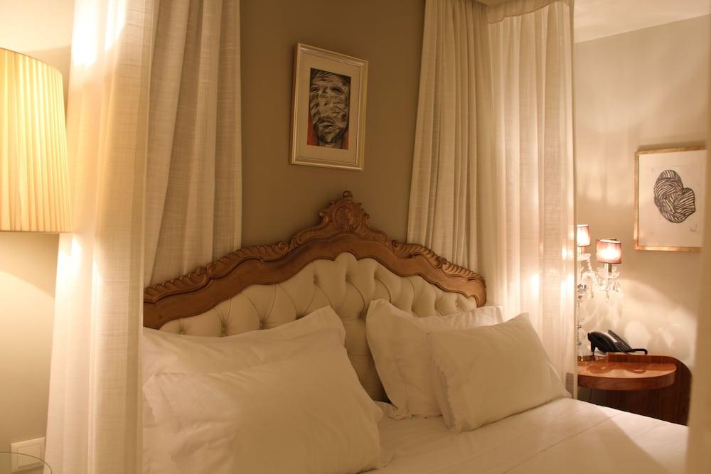Carmo's Boutique Hotel