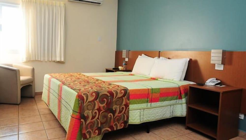 Hotel Riviera Araçatuba