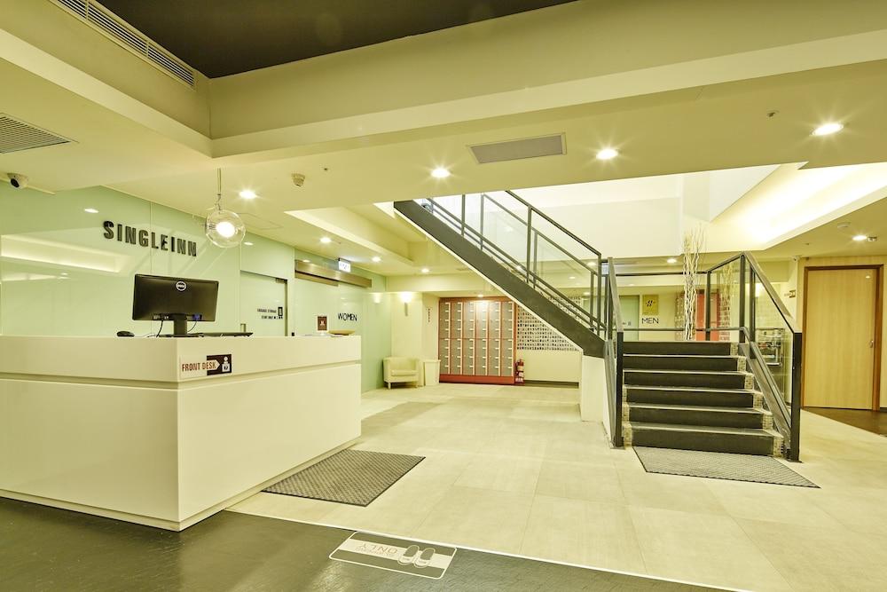 Single inn kaohsiung Lisen Hostel