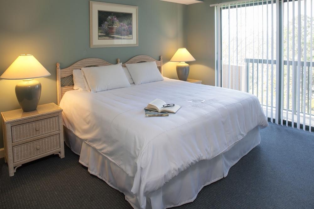 Waterside by Spinnaker Resorts