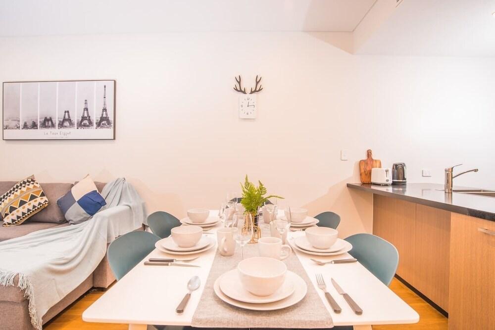 Serene Leichhardt 2bed2bath APT