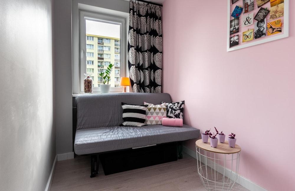 Warsaw Concierge Silver Apartment