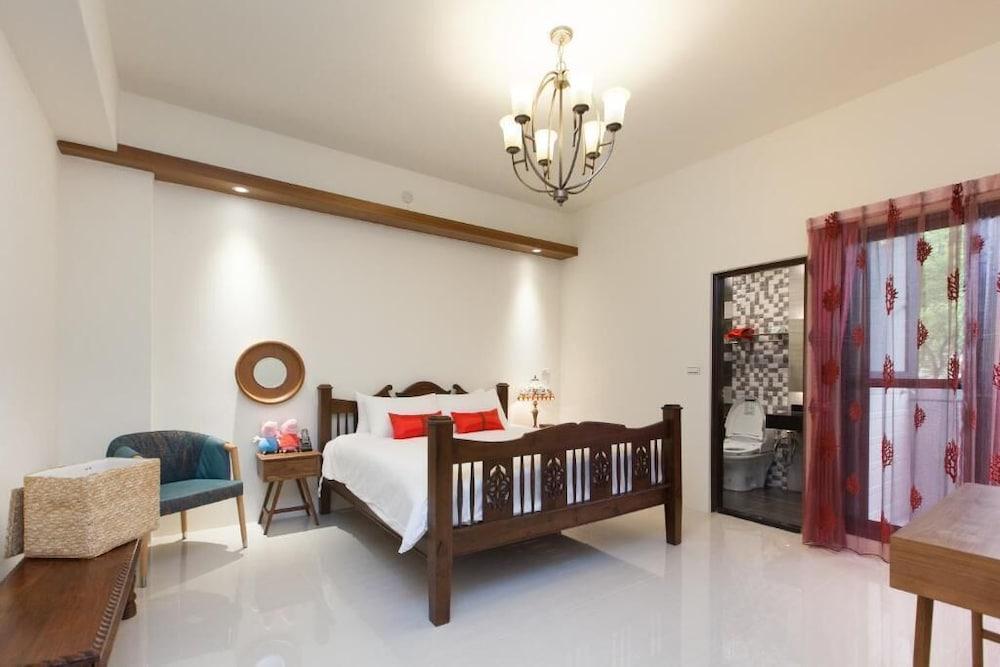 Professor's House 2198