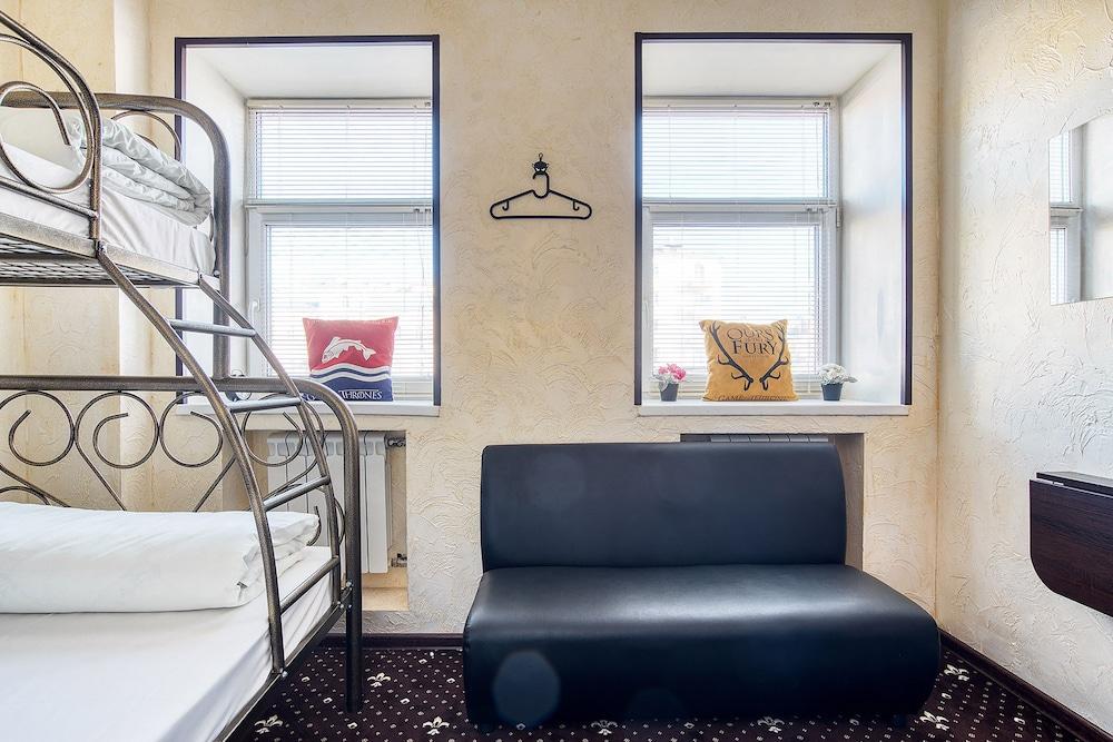 Winterfell on Novokuznetskaya