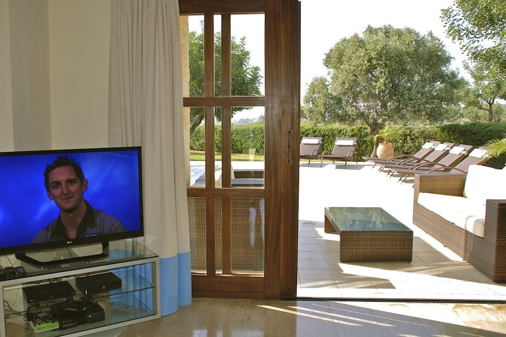 Villa 81 - Paparouna