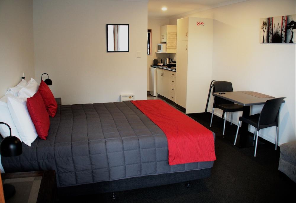 Bayside Holiday Units