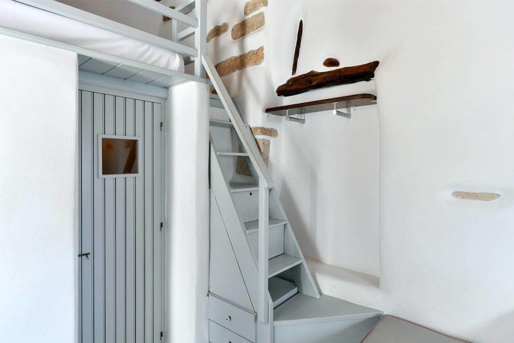 Kastro Cozy Guesthouse