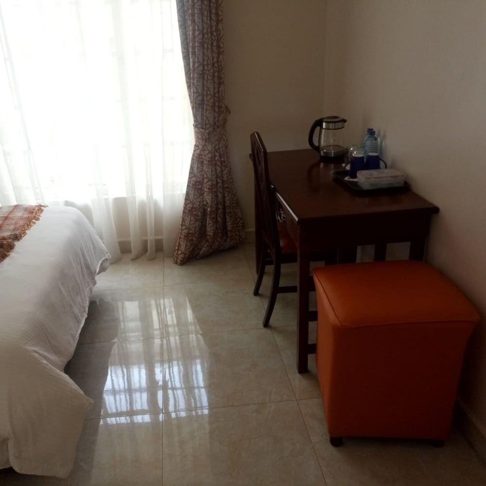 Countryhouse Inn Hotel