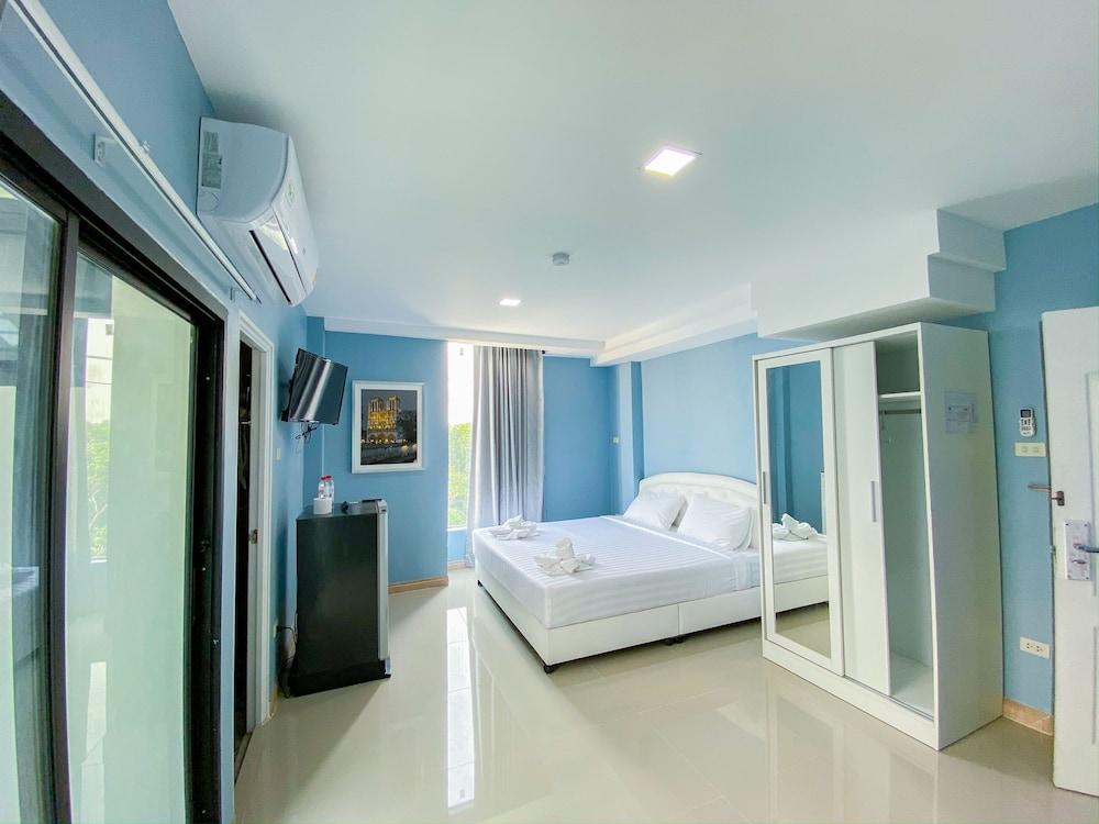 Delighted Bangkok Hotel