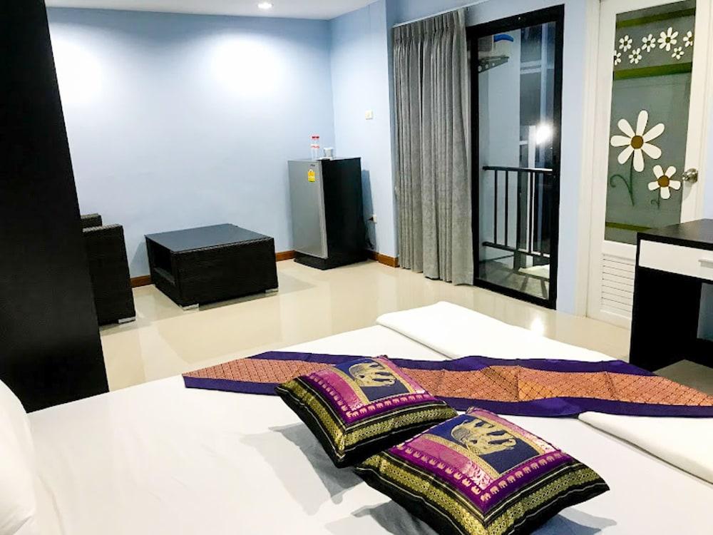 Delighted Bangkok Hotel