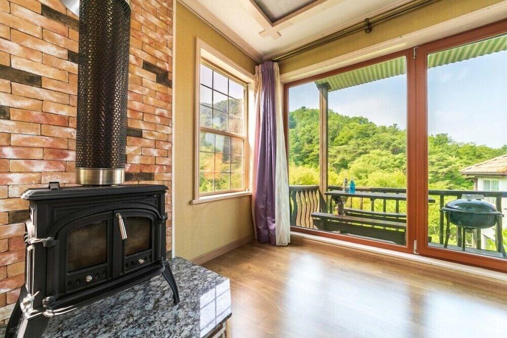 Yangpyung Lavin Pension