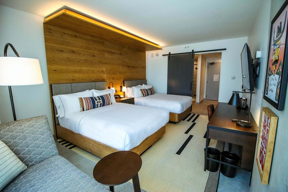 Canopy by Hilton San Antonio Riverwalk