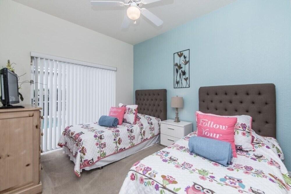 Windsor Villa Westhaven