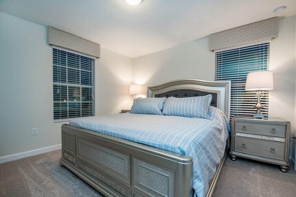 Hazard Villa Champions gate