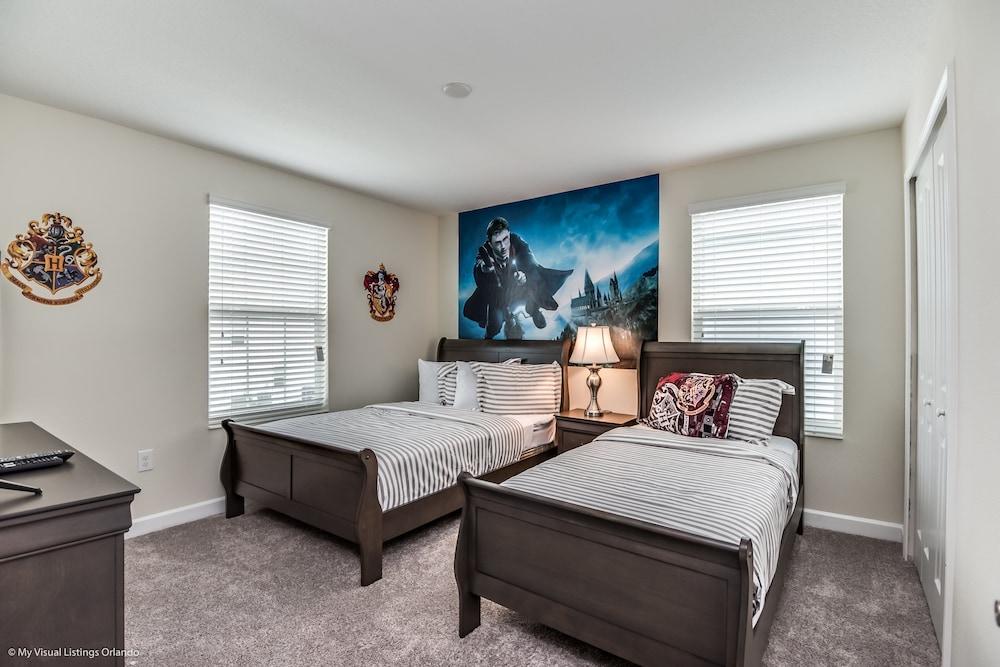 sanbagger drive Villa 1586 Champions Gate