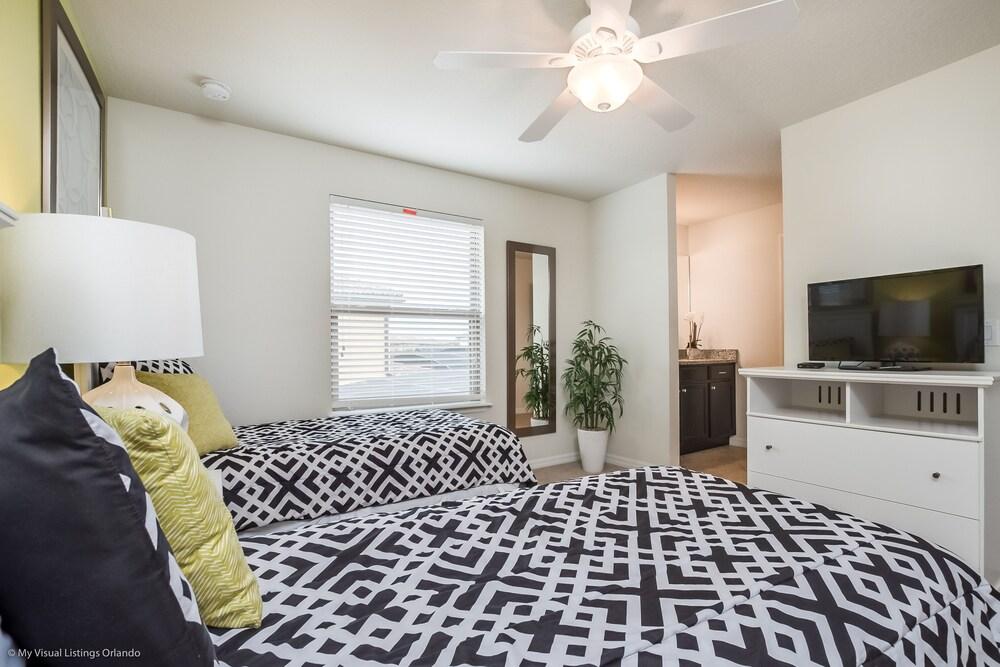 Malta Terrace Villa Windsor at Westside