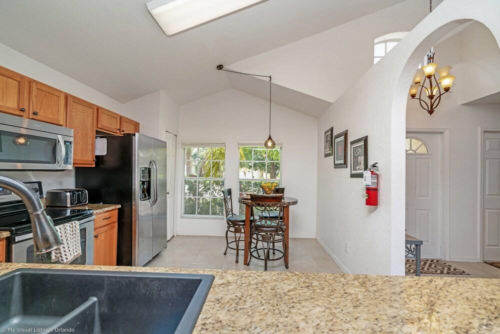 234glen Fantastically Decorated 4 bed 2 Bath