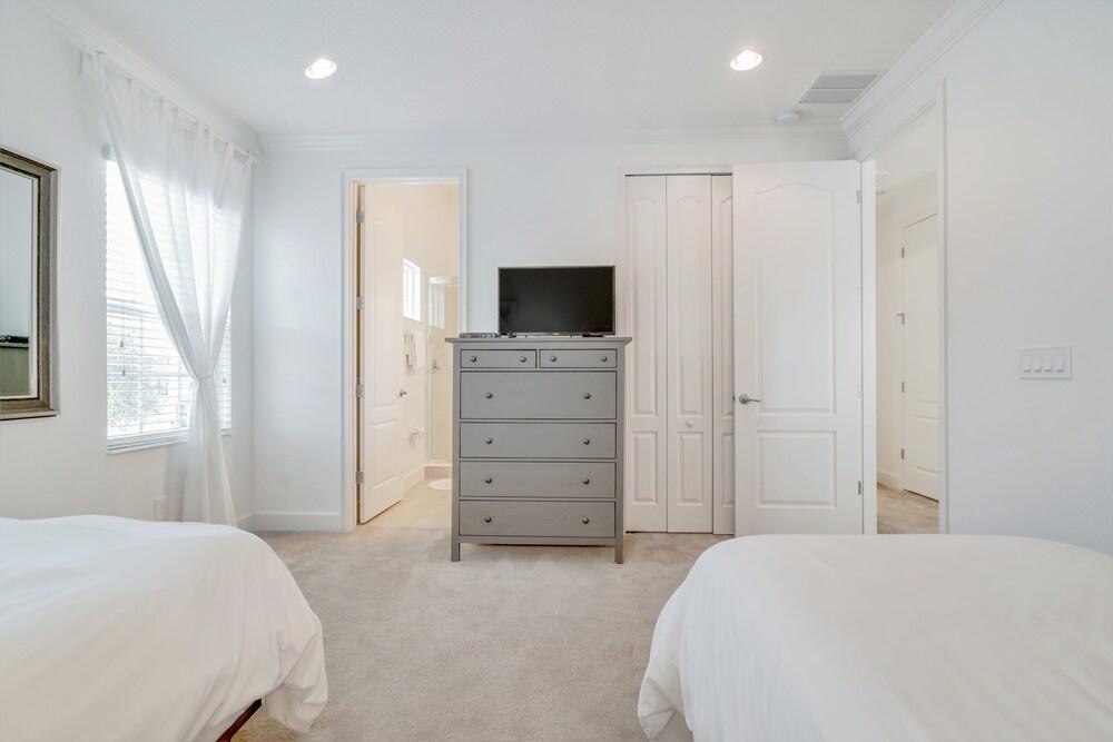 Fairview Villa reunion