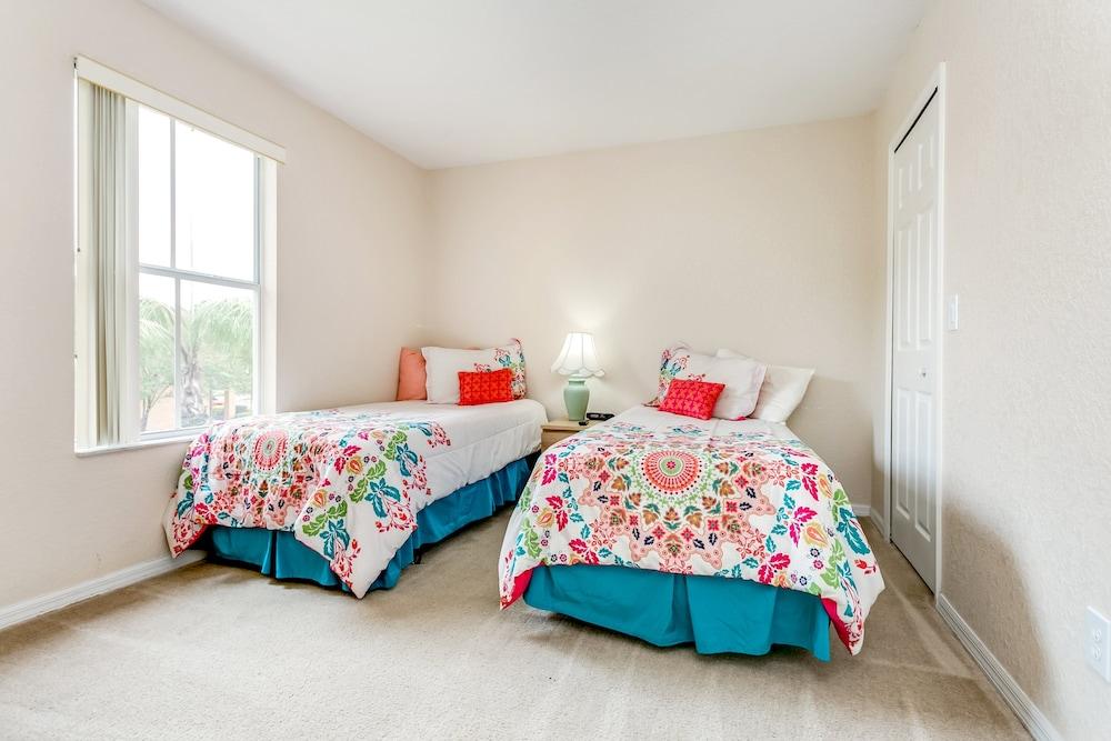 Miramar Villa Regal Palms