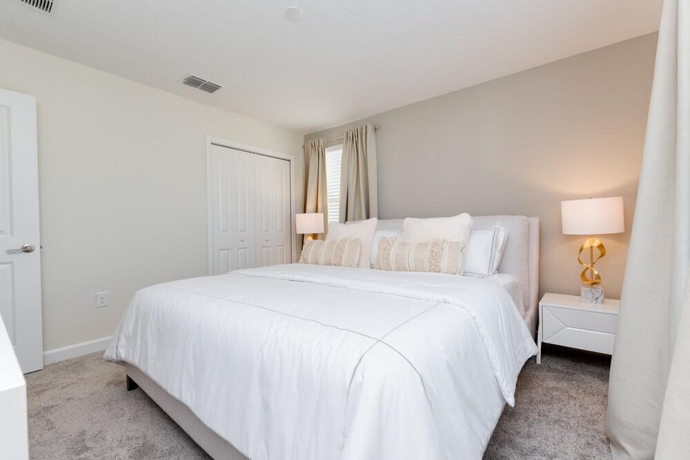 Cruden Villa Champions Gate 8828