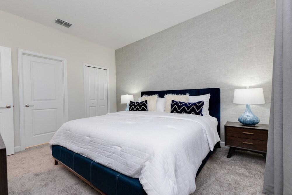 Cruden Villa Champions Gate 8828