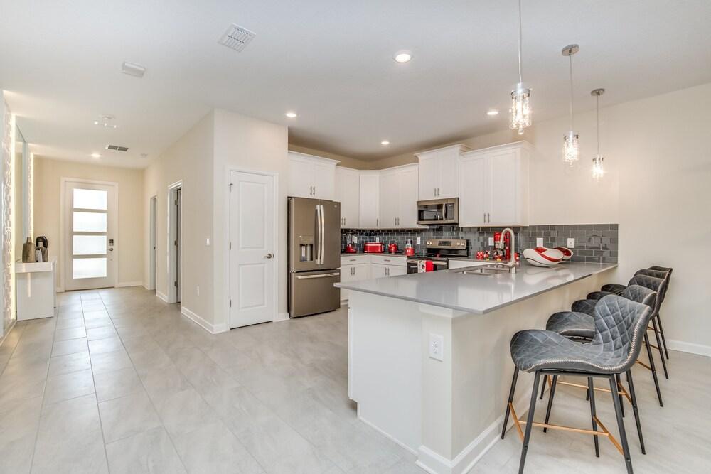 Cruden Villa Champons gate 8844