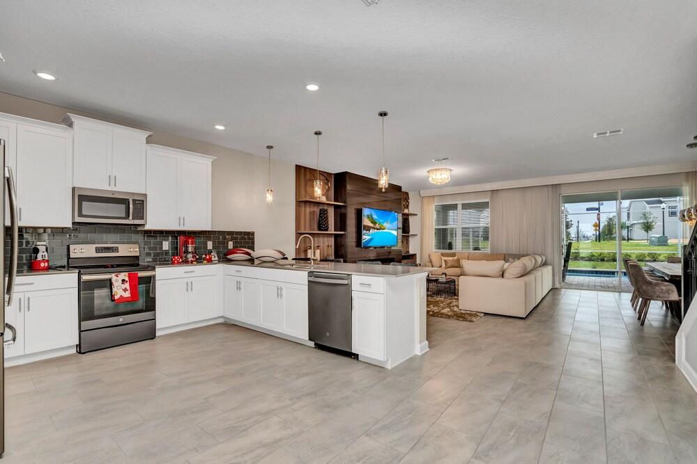 Cruden Villa Champons gate 8844