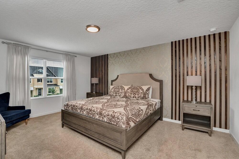 Cooper Villa Windsor At Westside 4