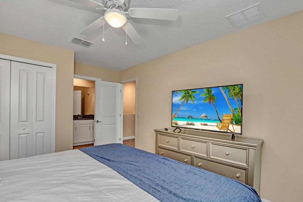 Drop Shot Villa Champions Gate