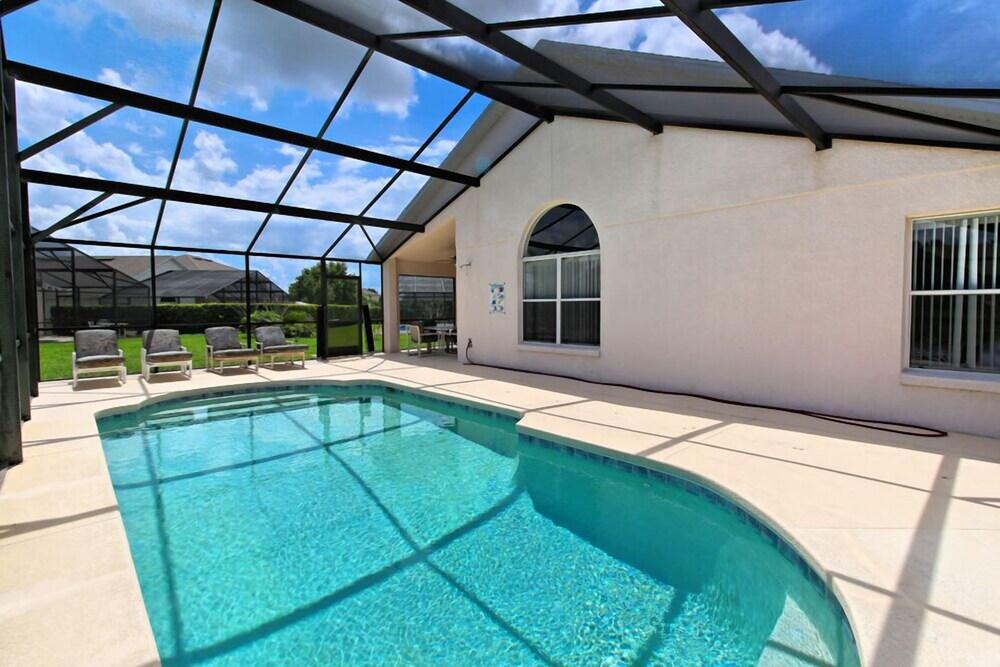 Balmoral Villa 2 Westahven