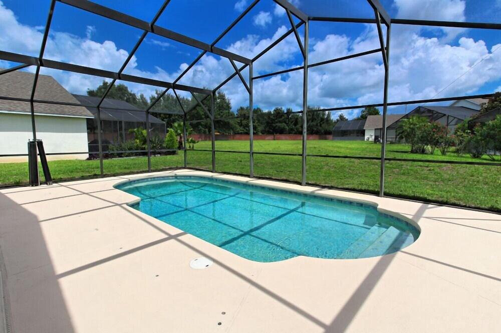 Balmoral Villa 2 Westahven