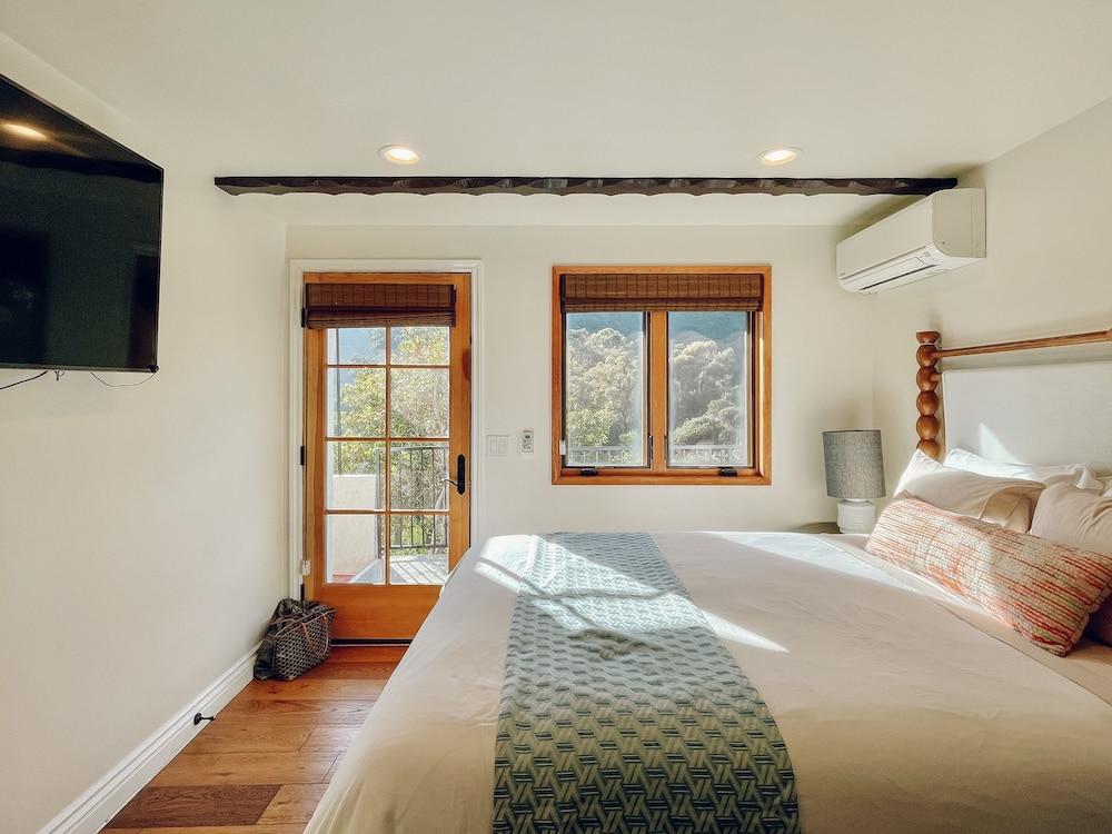 Zane Grey Pueblo Hotel