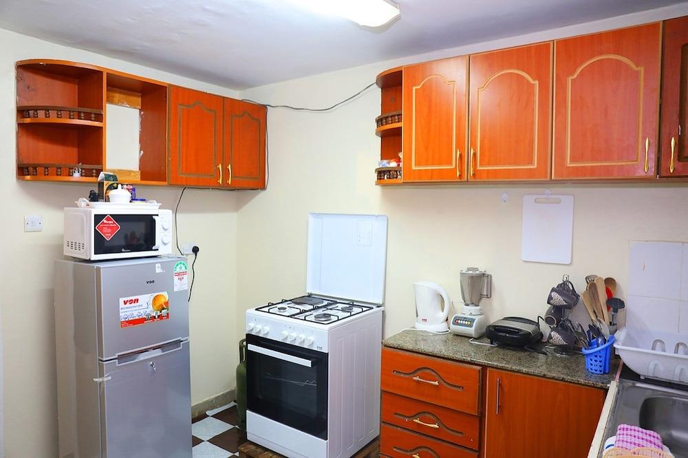 Nairobi Airport Mansionette