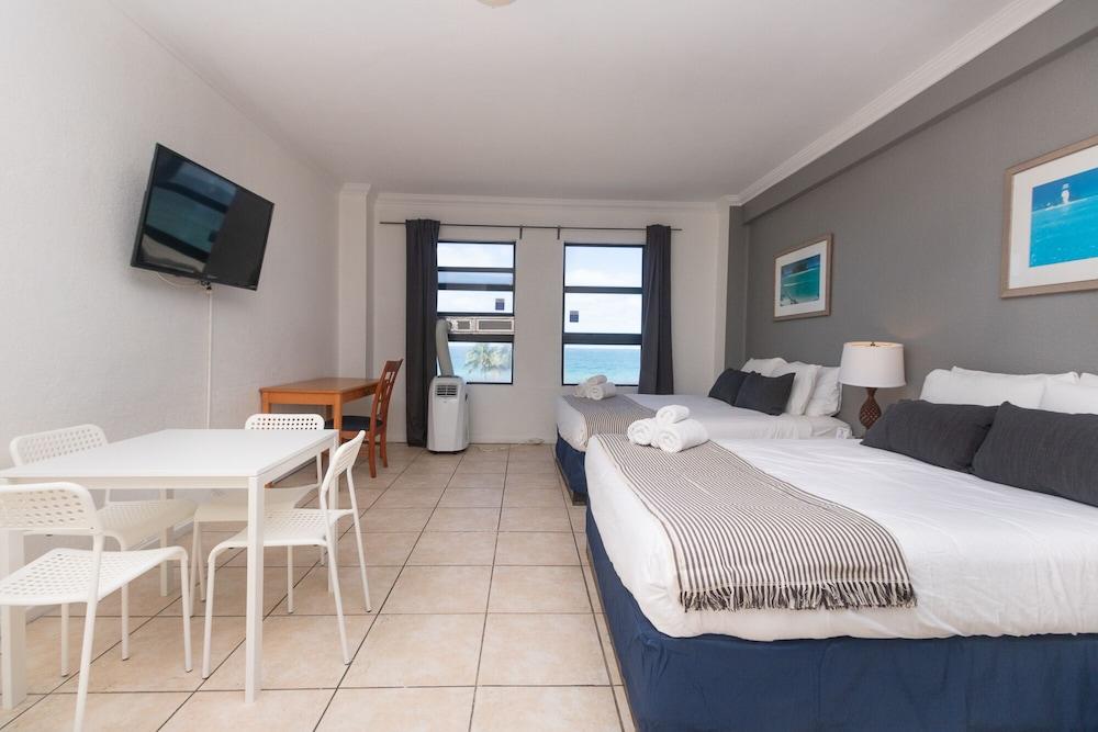 542 Ocean View Hollywood Beach