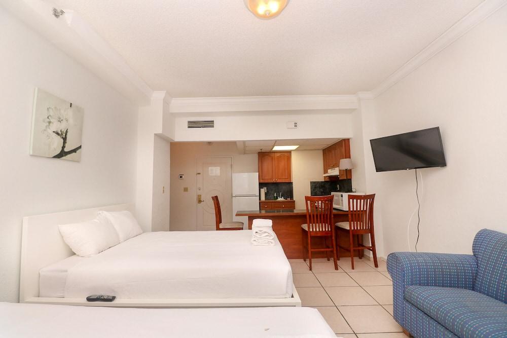 303 Ocean View Apt Hollywood Beach