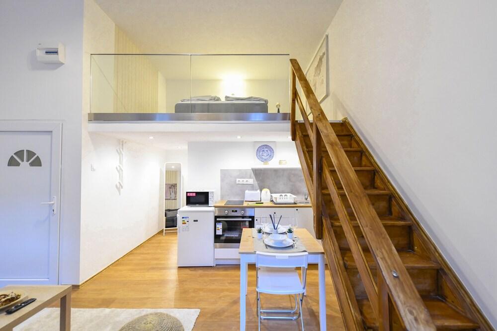 Cosy flat Rottenbiller str, Sun