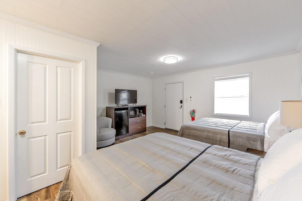 Southern Breeze Lodge