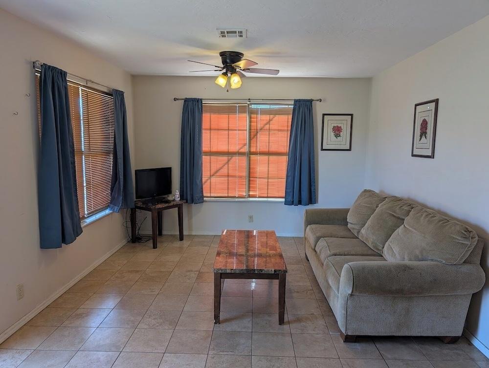 Cedarvale Cabins at Turner Falls