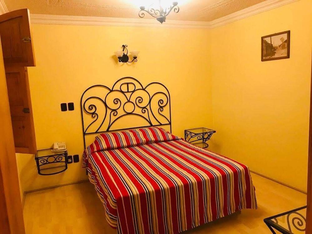 Hotel Villa De Cortez