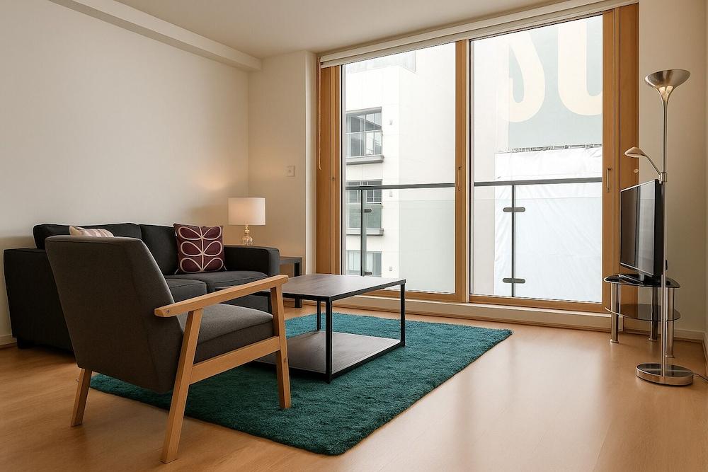 Still Life Old Street