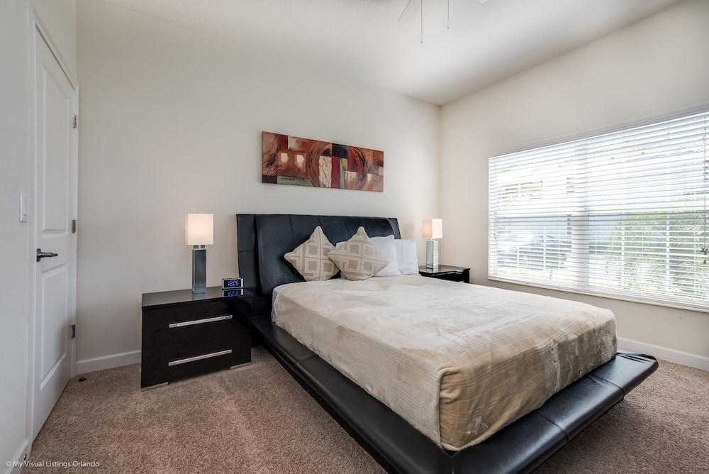 4bed 3Ba Champions Gate Pool Home