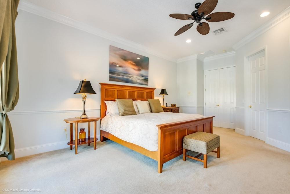 5bed 5Ba Reunion Villa w. Pool