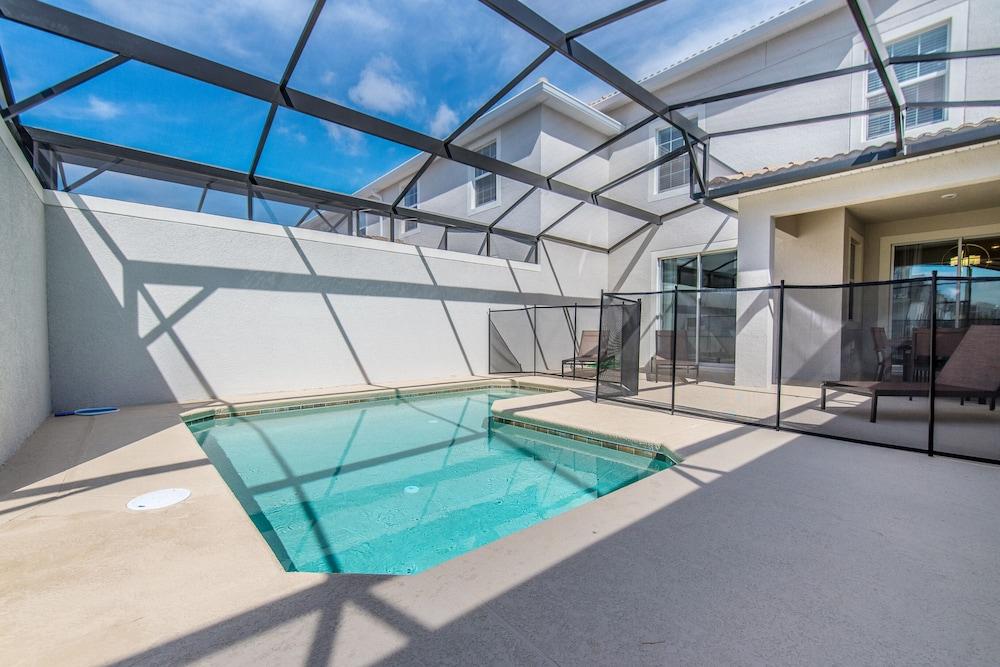 Classic 4 Bed 3 Ba Champions Gate