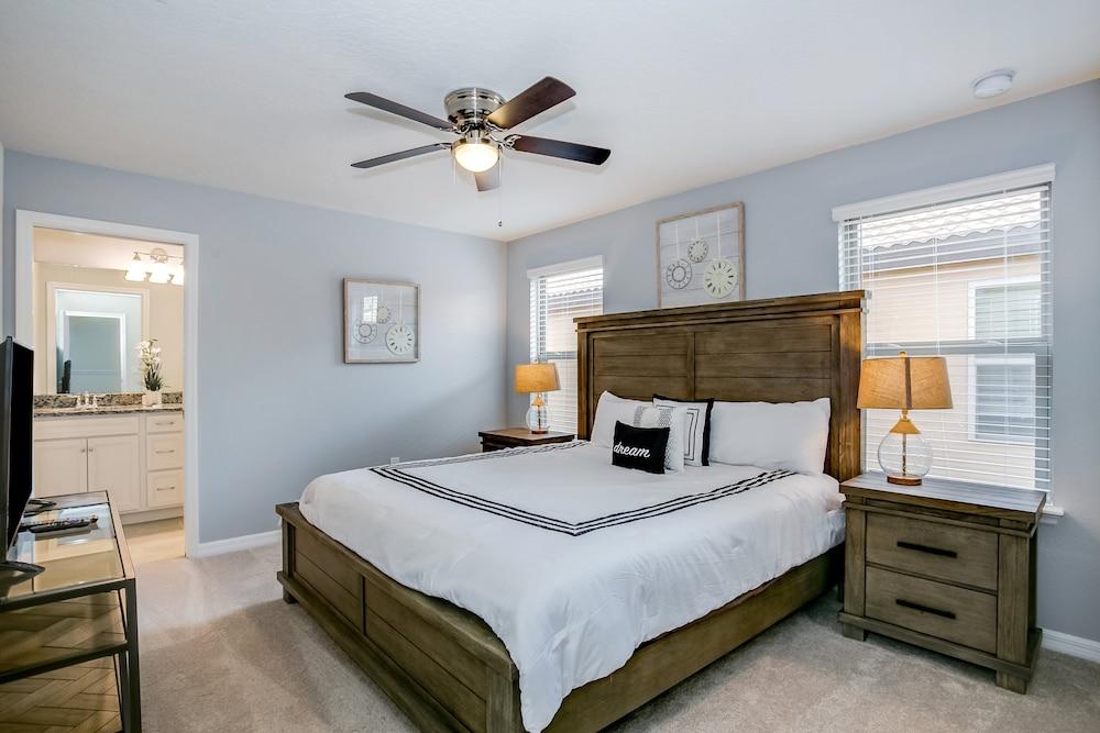 8917bengal Sleeps 20