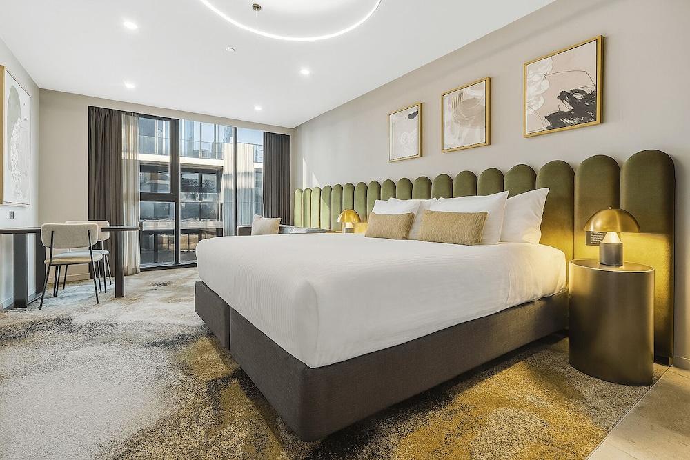 Melbourne City Apartment Hotel