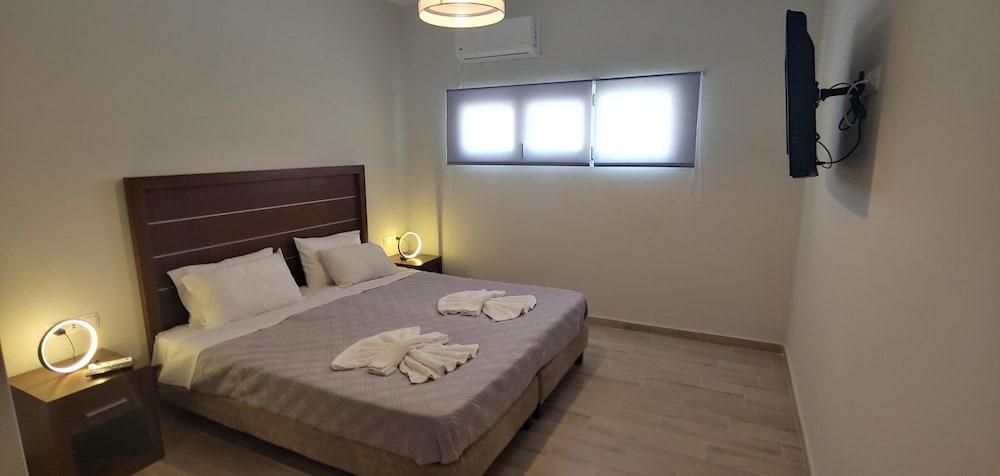 Villa Leo 1 , Dassia , Corfu