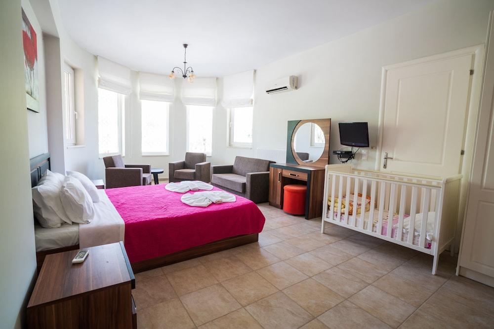 Villa Leo 1 , Dassia , Corfu