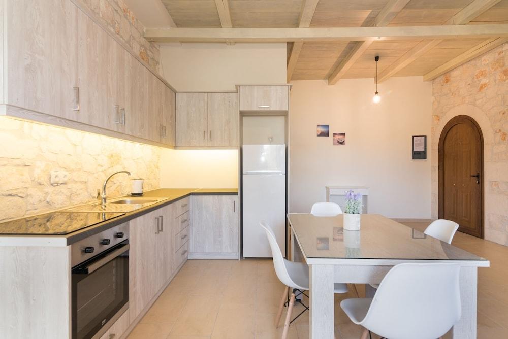 Green Stone Villas - Euphoria Apartment