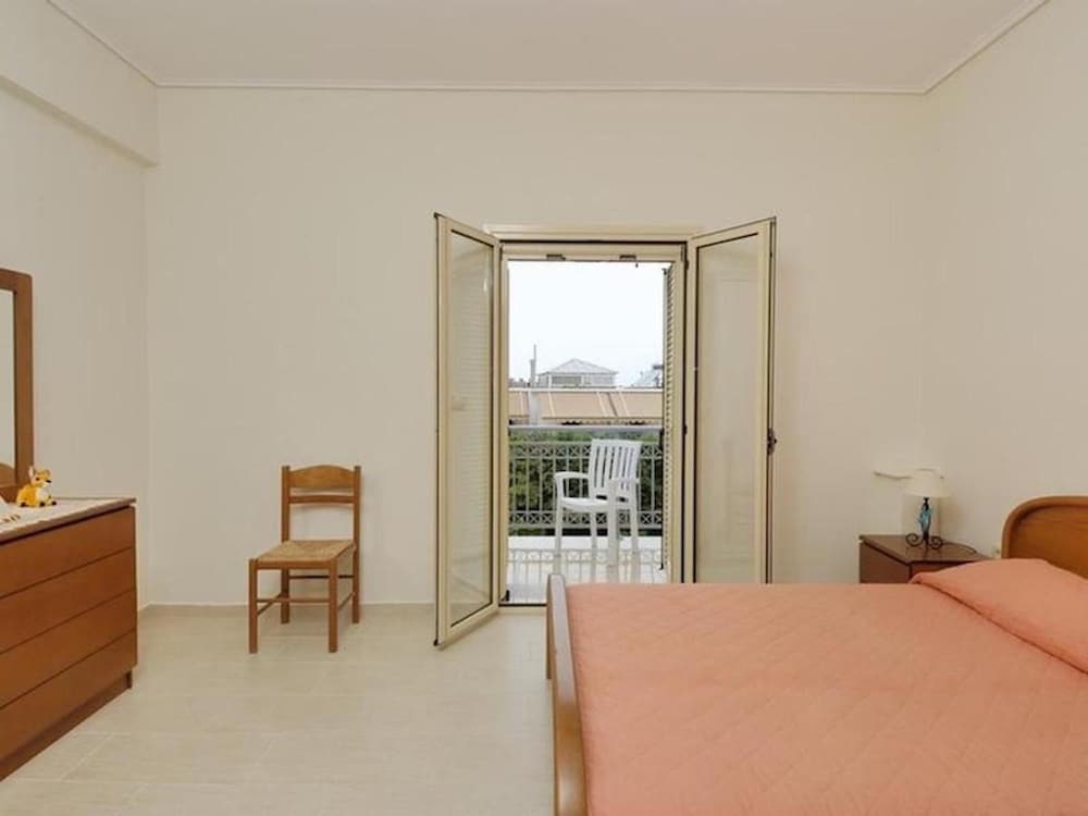 Manoleas Villas - Apartment 8