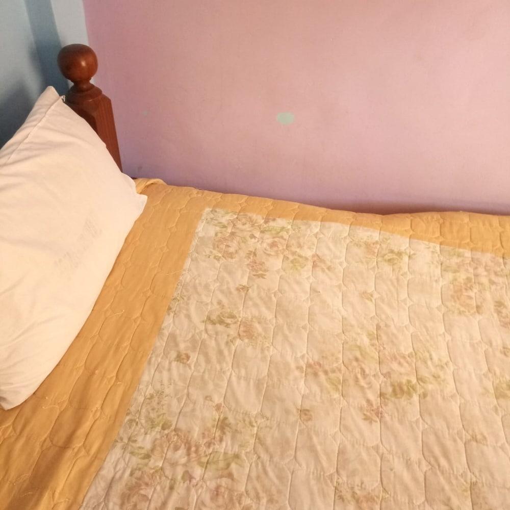 Flavours Lodge - Nakuru - Adults Only